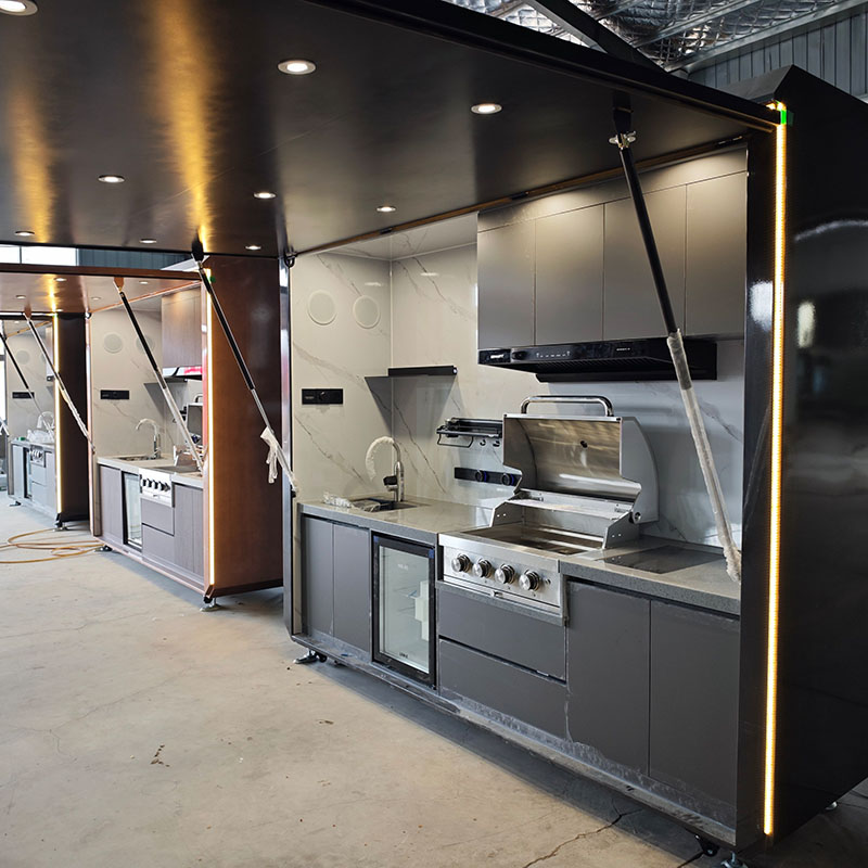 Cucina da Esterno di Grado Com - Commercial Kitchen Grill recensione e prezzo
